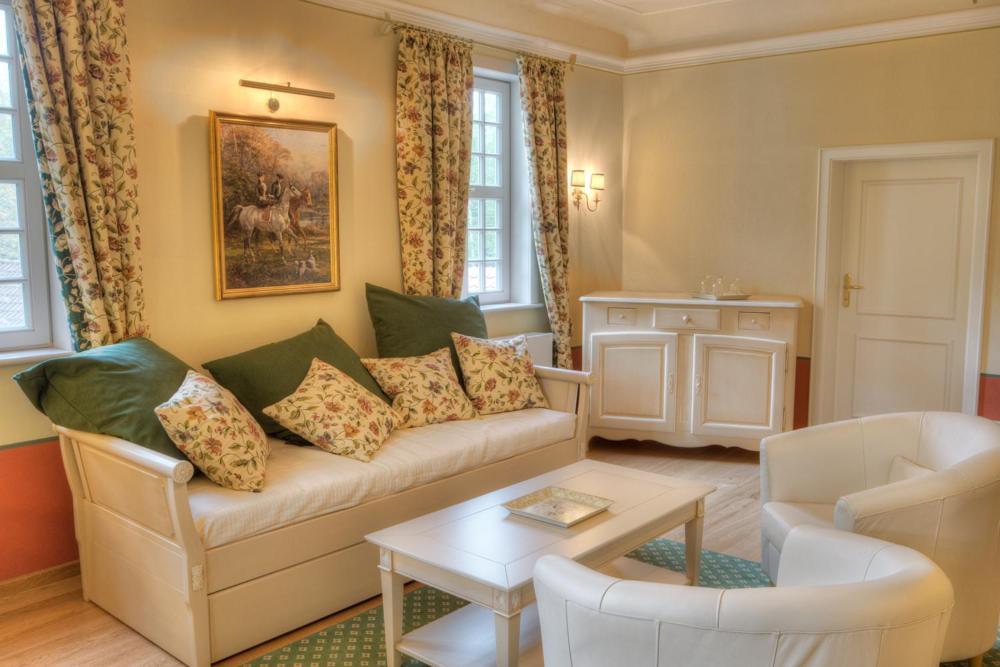 Urlaubsresidenz Marstall Und Kanzlei Im Schlossensemble Luebbenau Ngoại thất bức ảnh